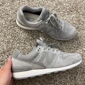 New Balance 996 Sneakers